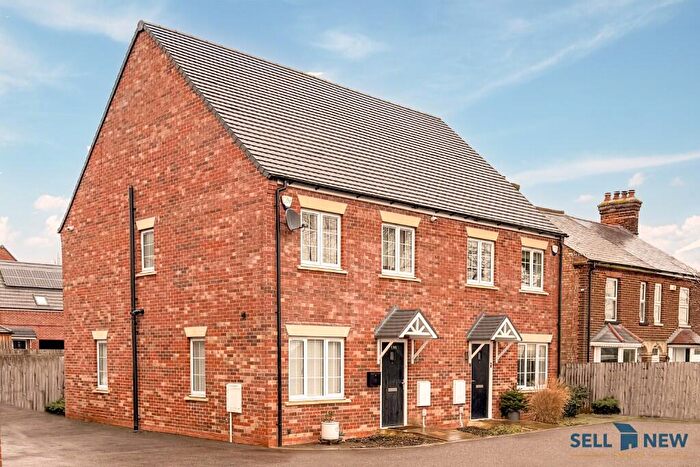 3 Bedroom Semi-Detached House For Sale In **No Chain, No Estate Charge, Epc Band (B) £ Legal Incentive Stc'S** Roxton Road, MK44