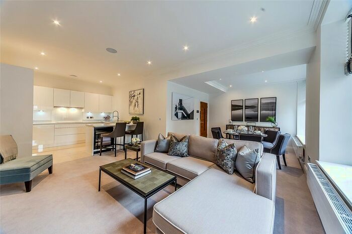 2 Bedroom Flat To Rent In Rainville Road, London, W6
