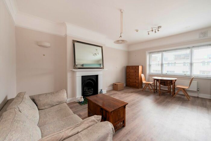 1 Bedroom Apartment To Rent In Belsize Park, London, NW3