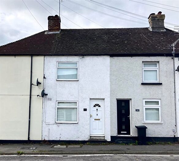 2 Bedroom Property To Rent In London Road, Dunton Green, Sevenoaks, TN13