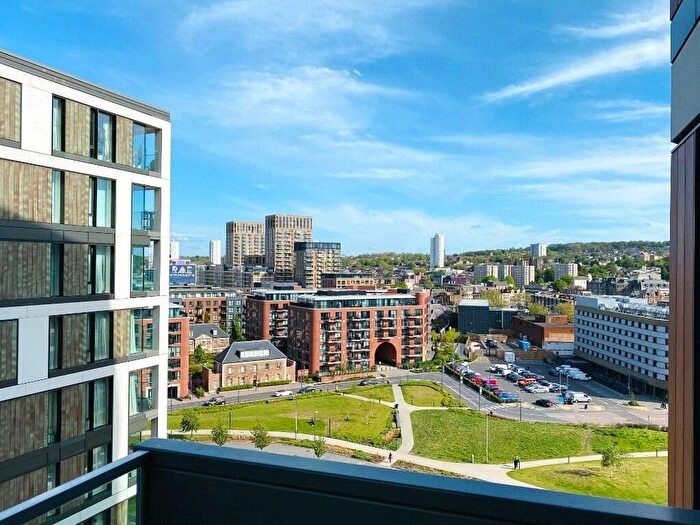 1 Bedroom Apartment For Sale In Judde House, Duke Of Wellington Avenue, London, SE18