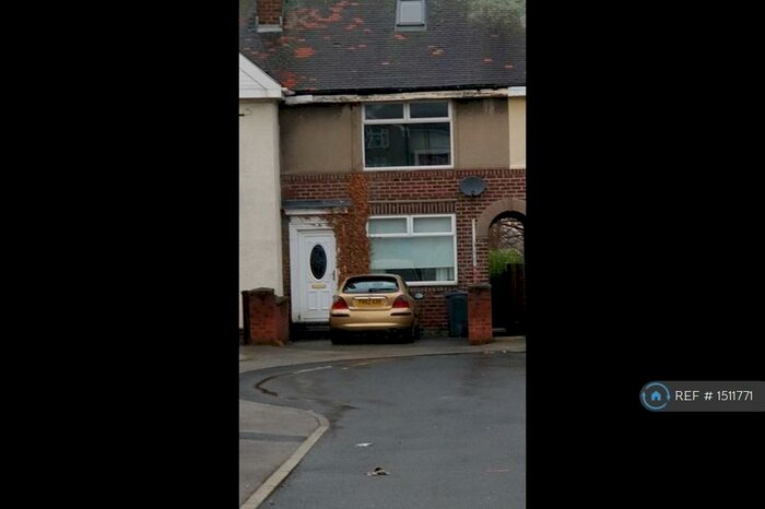 2 Bedroom Terraced House To Rent In Valentine Close, Sheffield, S5