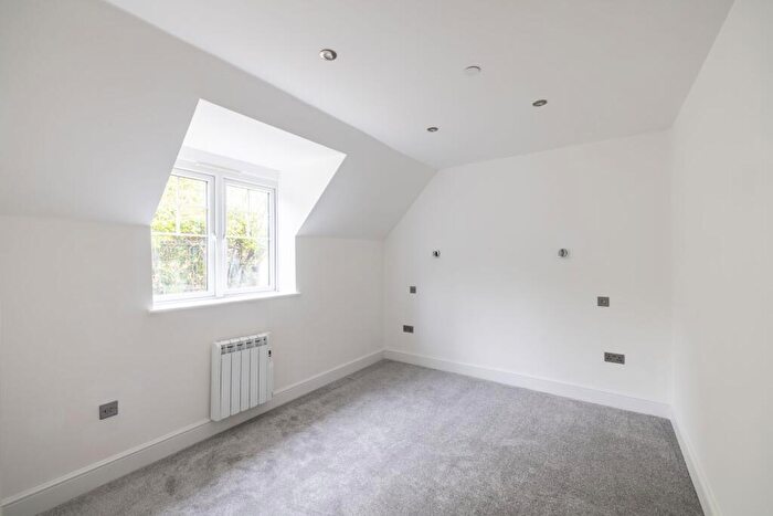2 Bedroom Apartment To Rent In Brighton Road, Brighton Road, CR5