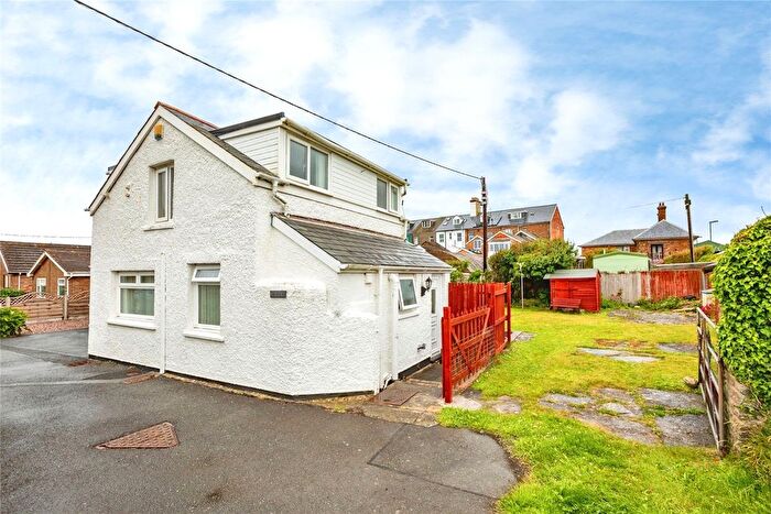 2 Bedroom Cottage For Sale In Borth, Ceredigion, SY24
