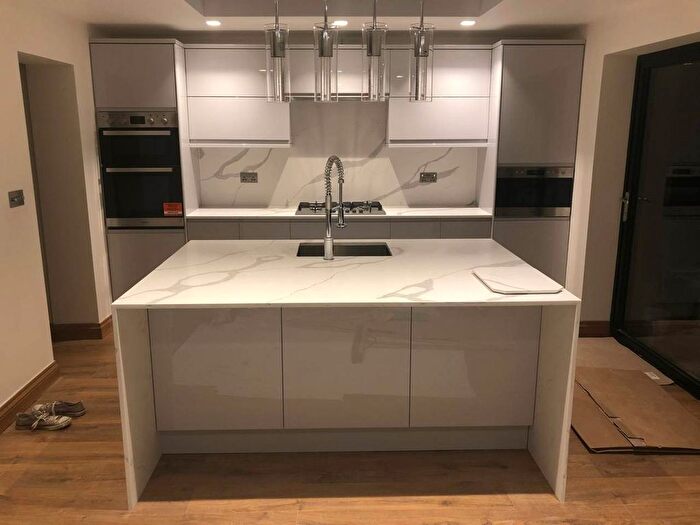 3 Bedroom Property To Rent In Marian Close, Hayes, Middlesex, UB4