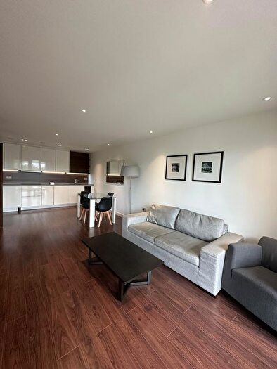 3 Bedroom Flat To Rent In Rivulet Apartments, Devan Grove, London, N4
