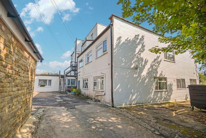 1 Bedroom Flat To Rent In Gina Crt, Victoria Road, Ramsgate, CT11