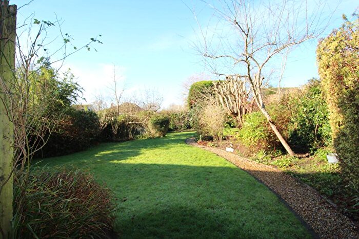 4 Bedroom Detached House For Sale In Anthill Close, Denmead, PO7