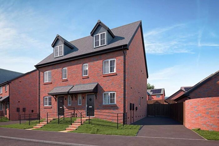 3 Bedroom Semi-Detached House For Sale In Hempsted Lane, Hempsted, Gloucester, GL2