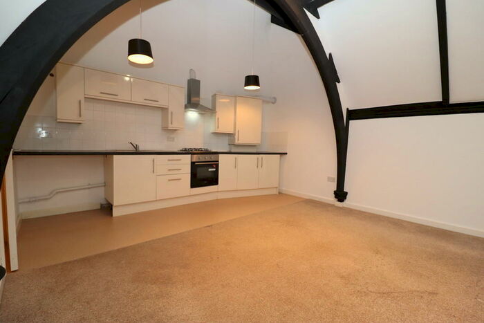 1 Bedroom Apartment To Rent In Gladstone Road, Seaforth, L21