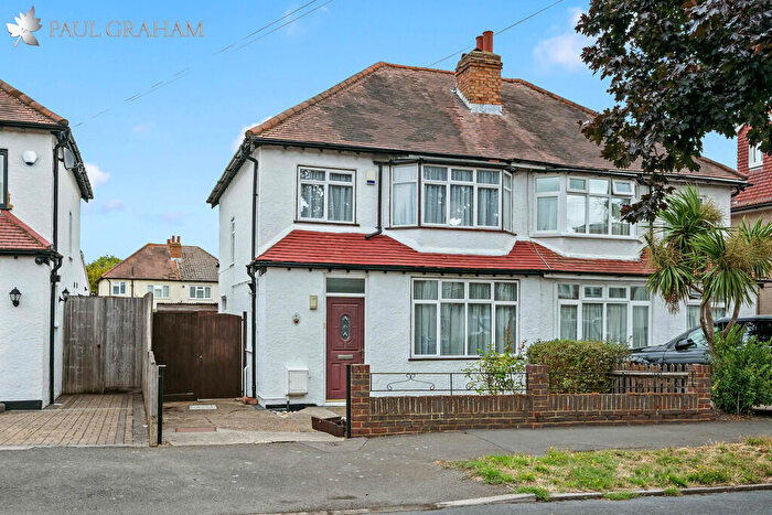 3 Bedroom Semi-Detached House For Sale In Burleigh Avenue, Wallington, SM6