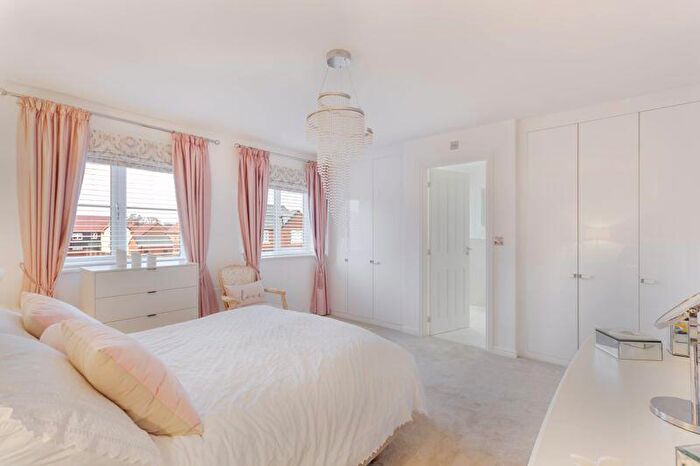5 Bedroom Detached House For Sale In Broadfield Meadows, Kenton Bank Foot, Newcastle Upon Tyne, NE13
