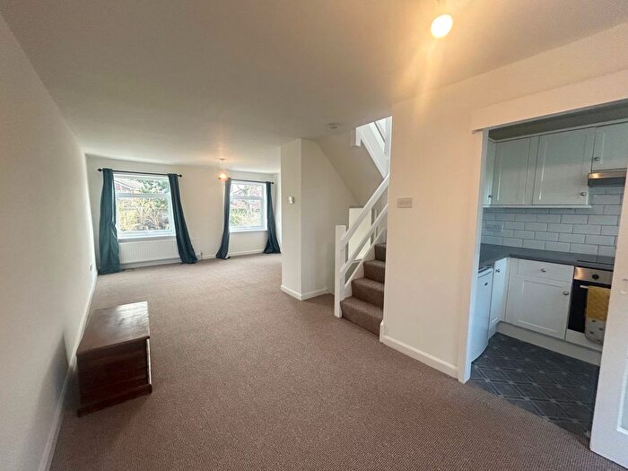 3 Bedroom Town House To Rent In Woodside Court, Abbots Park, Chester, CH1