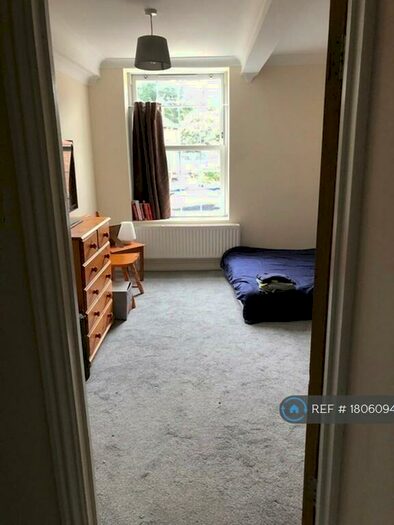 1 Bedroom Flat To Rent In High Street South, Dunstable, LU6