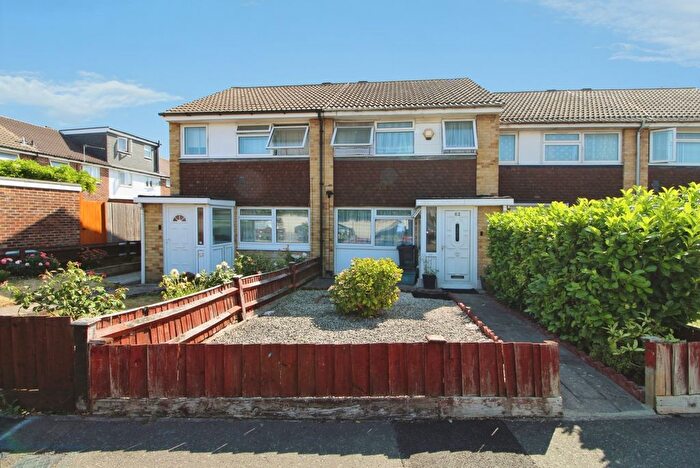 3 Bedroom Terraced House For Sale In Channel Close, Heston, Hounslow, TW5
