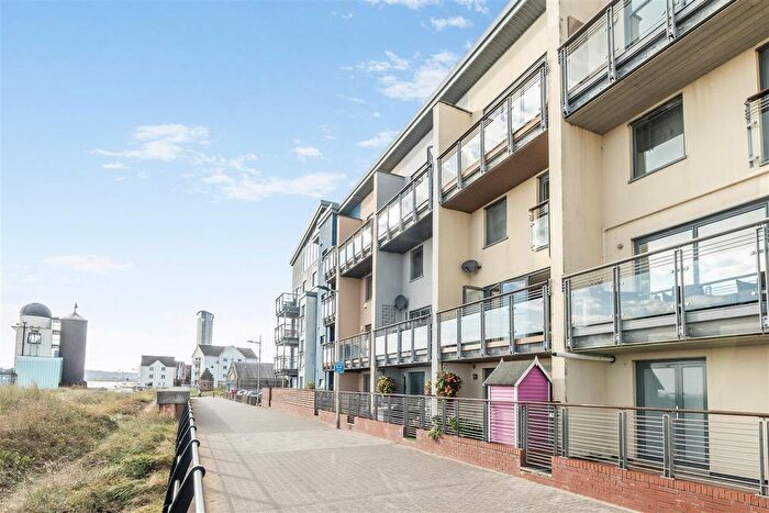 4 Bedroom Town House For Sale In St. Christophers Court, Marina, Swansea, SA1