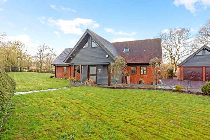 5 Bedroom Detached House For Sale In Lindfields, Charter Alley, RG26