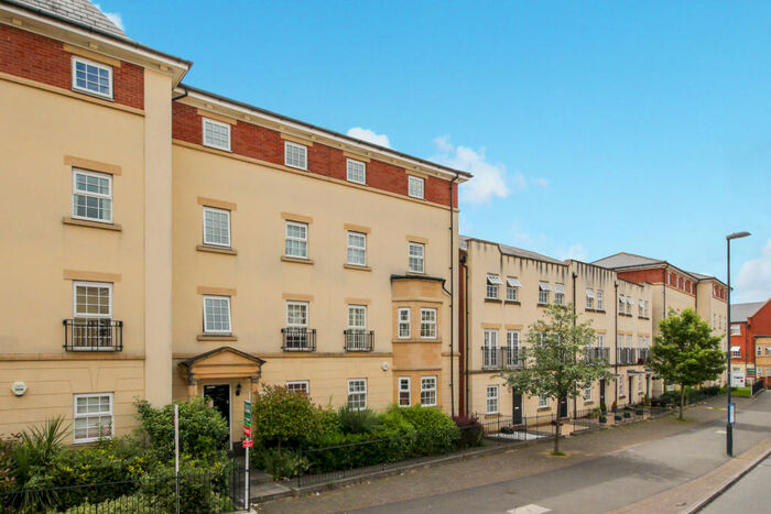 2 Bedroom Apartment To Rent In Redhouse Way, Swindon, Wiltshire, SN25