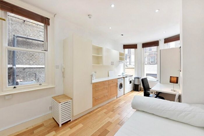 Studio To Rent In Kensington High Street, Kensington, W8