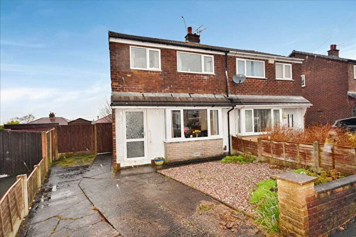 3 Bedroom Semi Detached House For Sale In Kirkstall Drive, Chorley, PR7