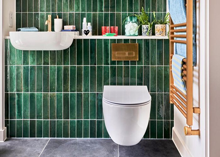 1 Bedroom Apartment For Sale In Shoreline Crescent, Folkestone, CT20