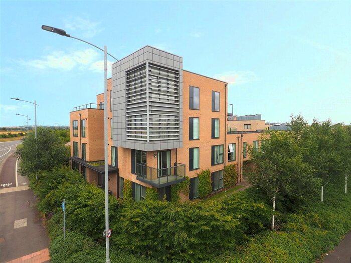 2 Bedroom Flat To Rent In Hackett House, Glebe Farm Drive, Cambridge, CB2