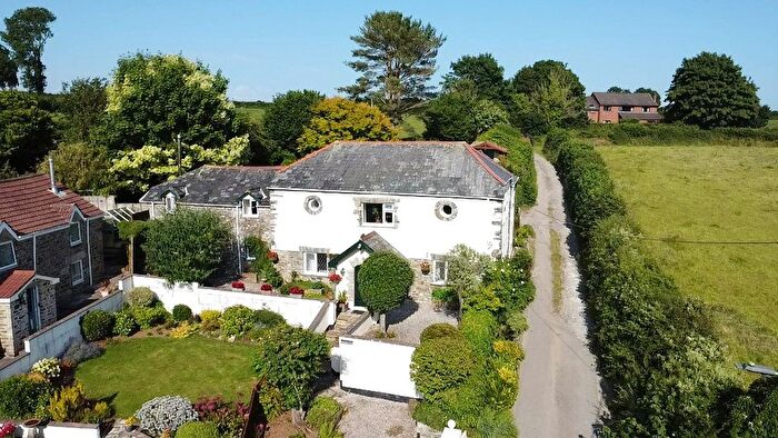 5 Bedroom Barn Conversion For Sale In Lamerton, Tavistock, Devon, PL19