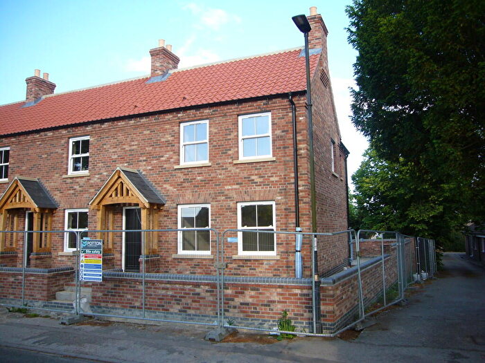 3 Bedroom Cottage For Sale In High Street, Airmyn, Nr Goole, DN14