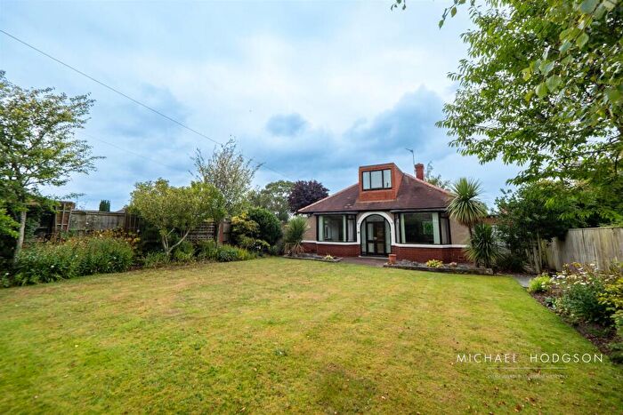 2 Bedroom Detached Bungalow For Sale In Bridle Path, Middle Herrington, Sunderland, SR3