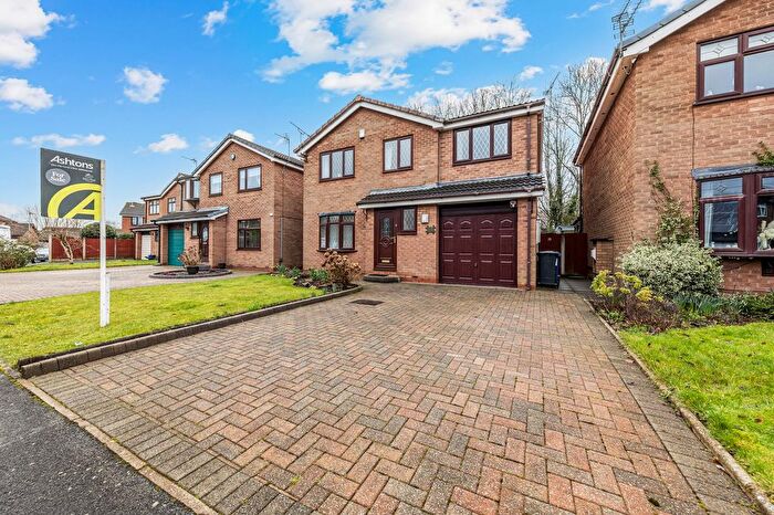 4 Bedroom Detached House For Sale In St. Andrews Close, Fearnhead, WA2