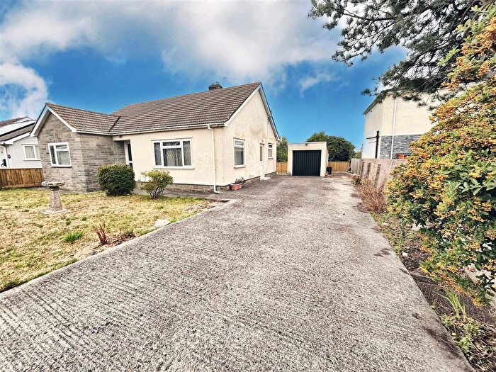 3 Bedroom Detached Bungalow To Rent In St. Bridges Close, Kewstoke, BS22