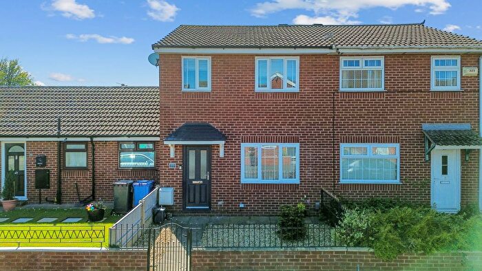 3 Bedroom Terraced House For Sale In Wellington Street, Warrington, WA1