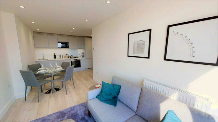 1 Bedroom Flat To Rent In New London Road, Chelmsford, CM2