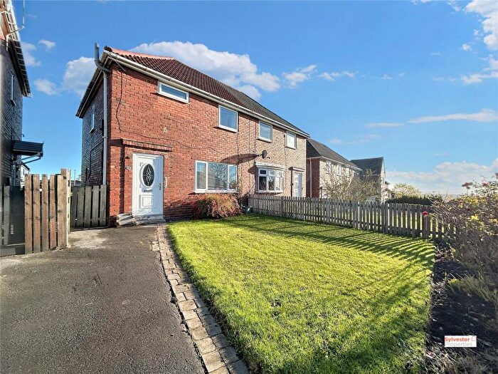 3 Bedroom Semi-Detached House For Sale In Wear Road, Stanley, DH9