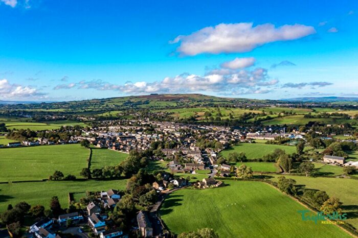 1 Bedroom Cottage For Sale In Red Lion Street, Earby, BB18