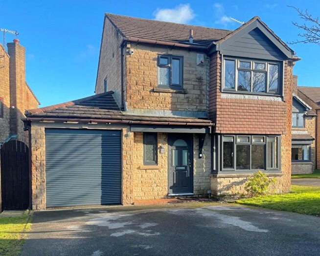 3 Bedroom Detached House For Sale In Wellington Road, Wilsden, Bradford, BD15