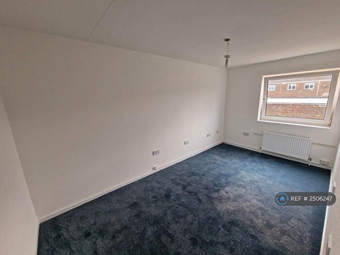 3 Bedroom End Of Terrace House To Rent In Montserrat Road, Basingstoke, RG24