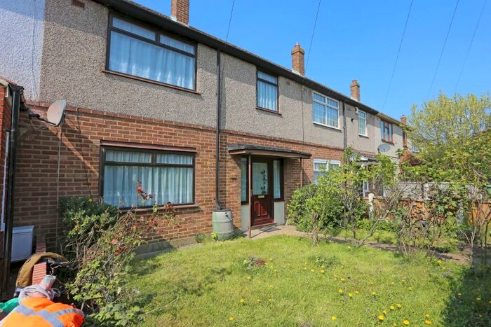 3 Bedroom Terraced House To Rent In Crabtree Avenue, Romford, London, RM6