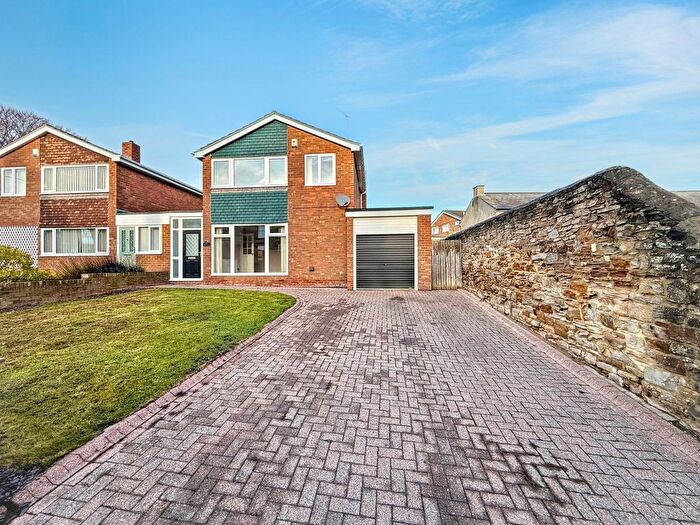 3 Bedroom Detached House For Sale In Bryans Leap, Burnopfield, Newcastle Upon Tyne, NE16
