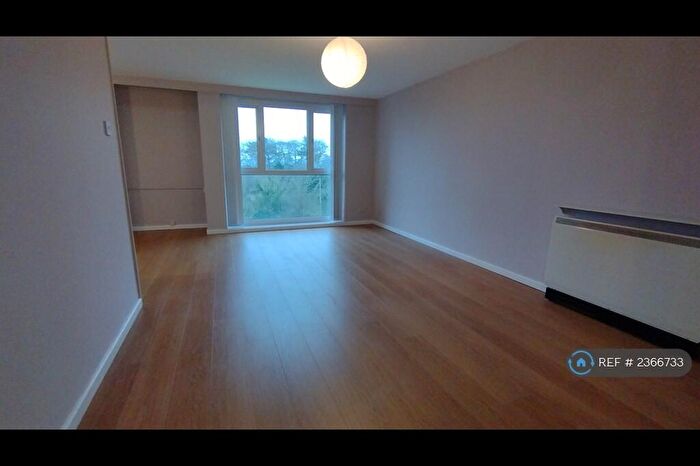 2 Bedroom Flat To Rent In Bridge Road, Bristol, BS8