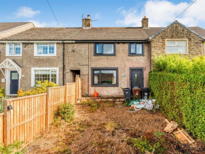 3 Bedroom Terraced House For Sale In Anchor Fold, Chapel-En-Le-Frith, SK23