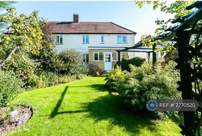 5 Bedroom Semi Detached House To Rent In Durham Close, Guildford, GU2