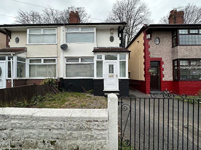 2 Bedroom Semi-Detached House To Rent In Gordon Drive, - Two Bed Semi, L14