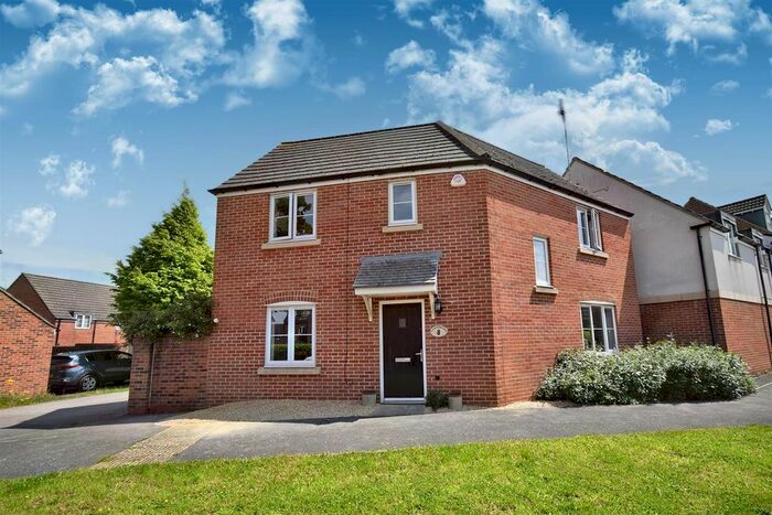 4 Bedroom Detached House To Rent In Halton Way Kingsway, Quedgeley, Gloucester, GL2