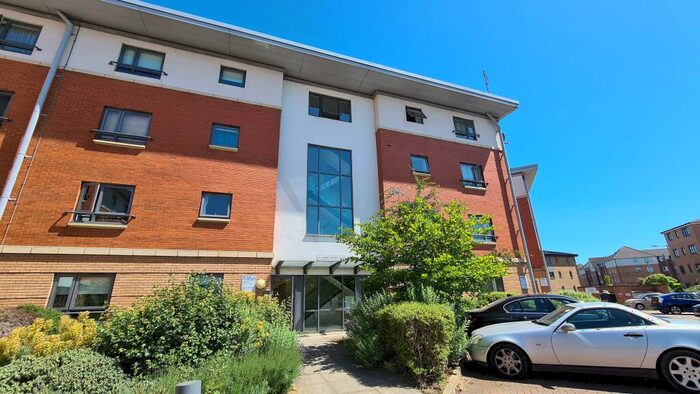 2 Bedroom Flat To Rent In West Cotton Close, Northampton, NN4