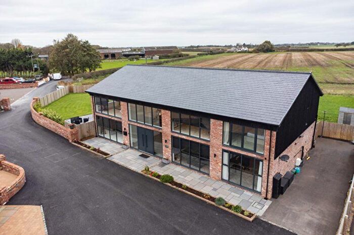 5 Bedroom Detached House For Sale In Broad Lane, Aughton, L39