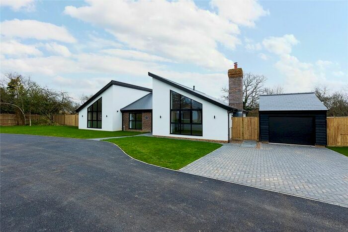 4 Bedroom Detached House To Rent In Cross At Hand, Maidstone Road, Staplehurst, Tonbridge, Kent, TN12