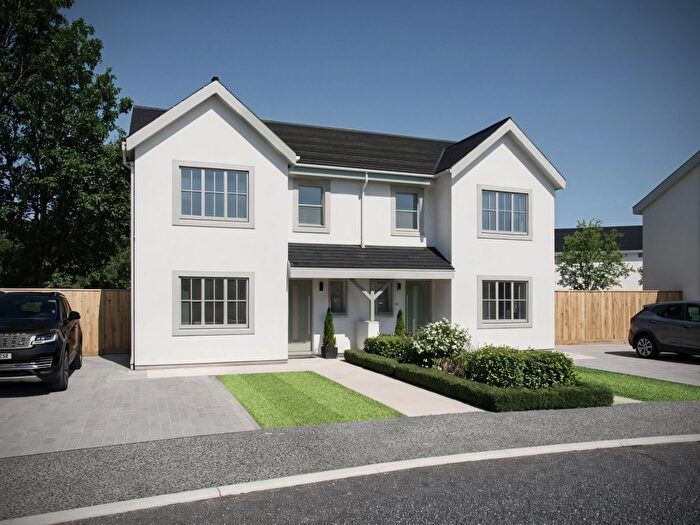 3 Bedroom Town House For Sale In Henllan, LL16