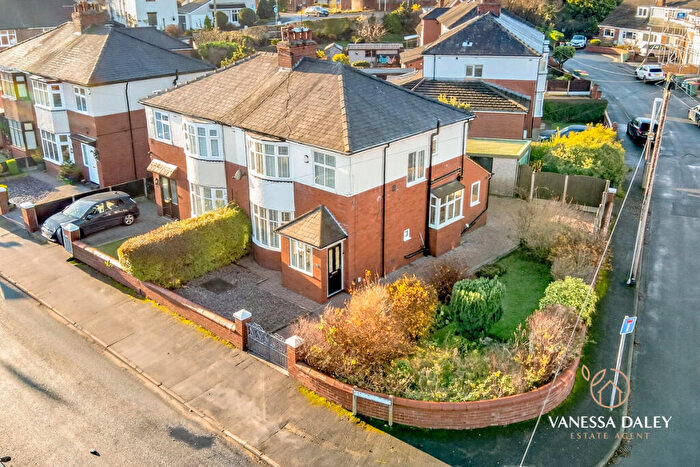 3 Bedroom Semi Detached House For Sale In Greyfriars Avenue, Preston, PR2