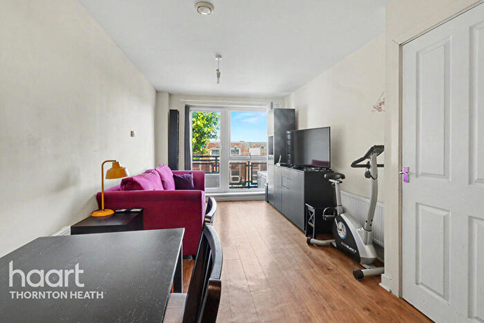 1 Bedroom Flat For Sale In London Road, Thornton Heath, CR7
